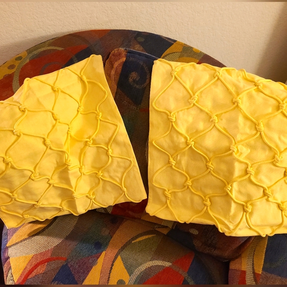 Set of 2 yellow outside patio pillow covers